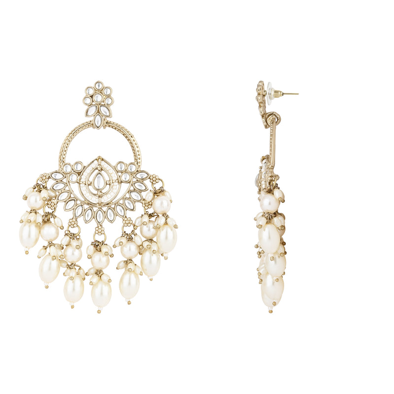 Mridhi White Earrings