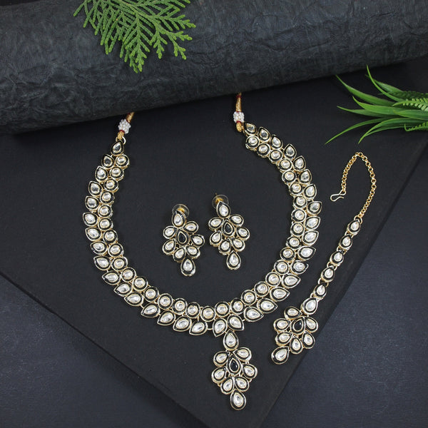 Shivangi Jewellery Sets