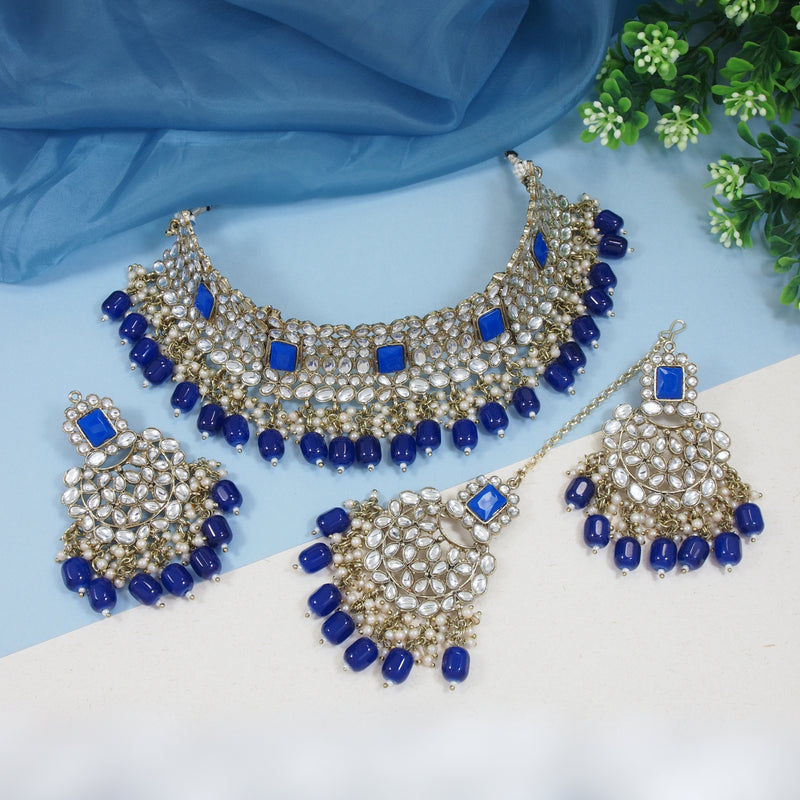 Parinaaz Blue Choker