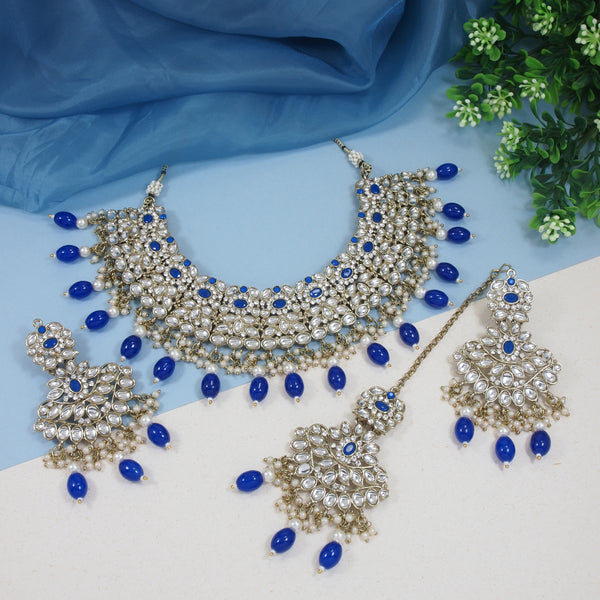 Krishi Blue Choker