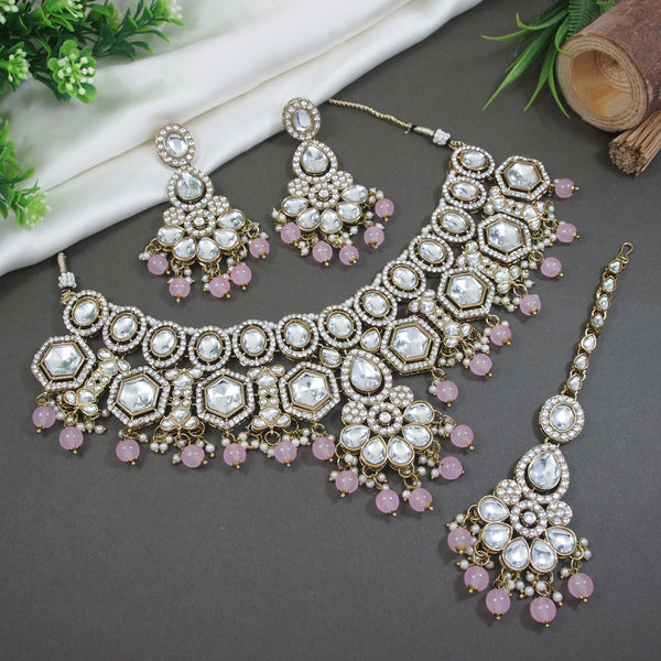 Taashi Pink Necklace Set