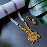 Yashika necklce set