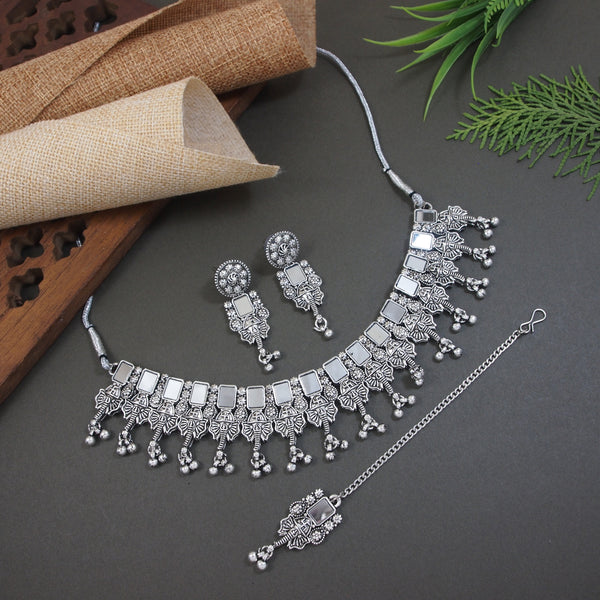 Lavika Oxidised Choker Set