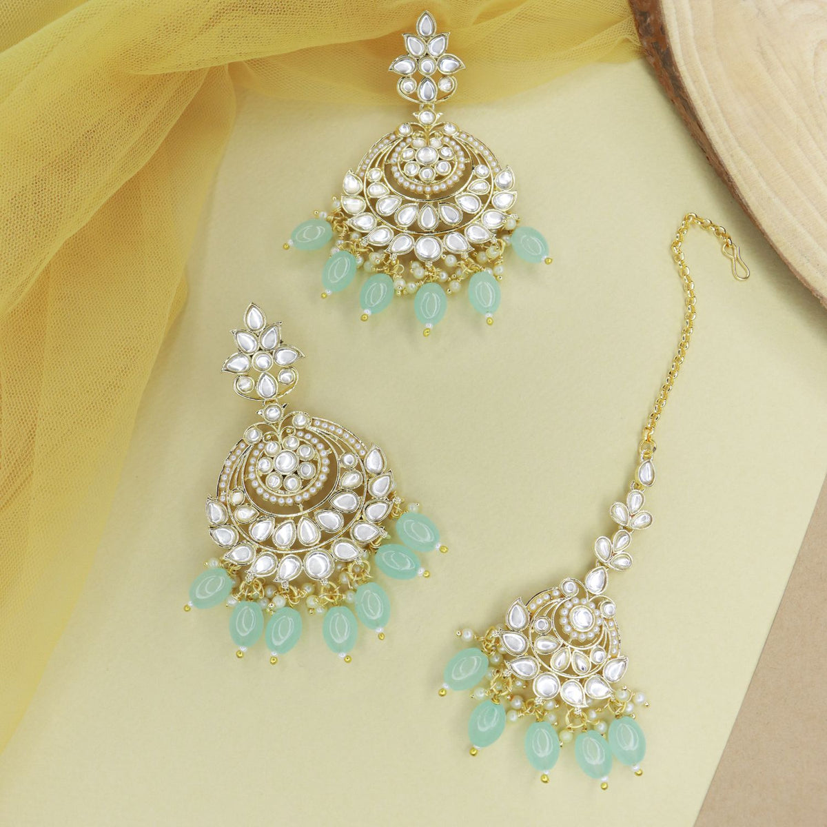 Earring fashion and maang tikka set